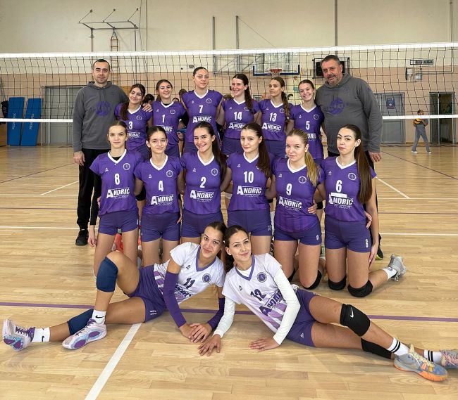 aaaSjajan start kadetkinja i pobeda protiv Gimnazijalca